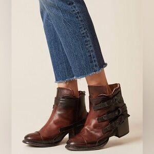 Freebird by Steven Circe Rust Leather Ankle Boots in Rich Brown.  Size 7